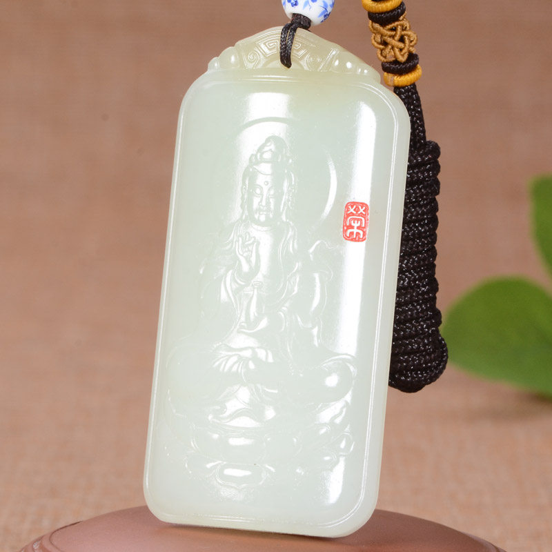 x省级玉石雕刻大师于士荣作品 和田玉平安观音玉牌70.61克