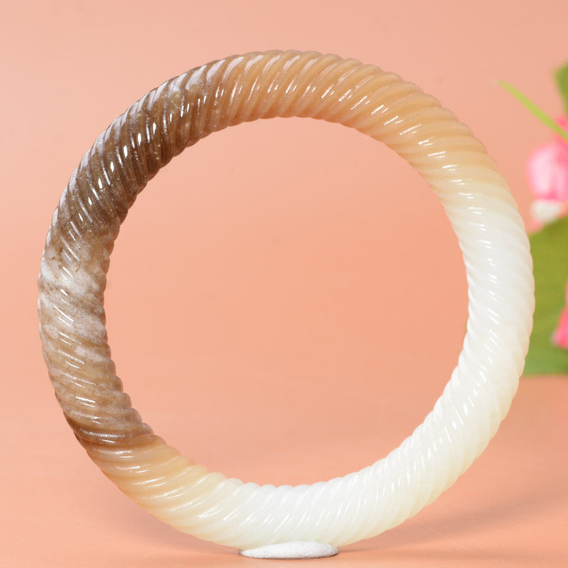 x和田玉糖白玉 乾坤圈圆条手镯 53.2603克 内径58.7mm