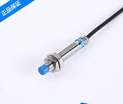 厂家直销 M8远距离接近开关检测距离4MM 直流三线NPN常开DC6-36V