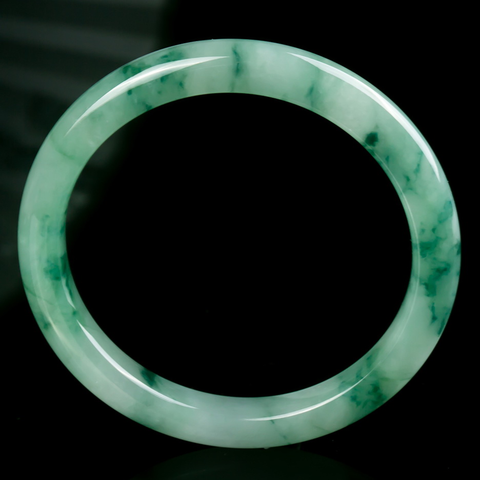a货翡翠冰糯种飘花圆口手镯37.92克 (内径57.5mm)