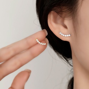 s925银针锆石弧形耳钉女简约高级感冷淡风耳环2024年新款个性耳饰