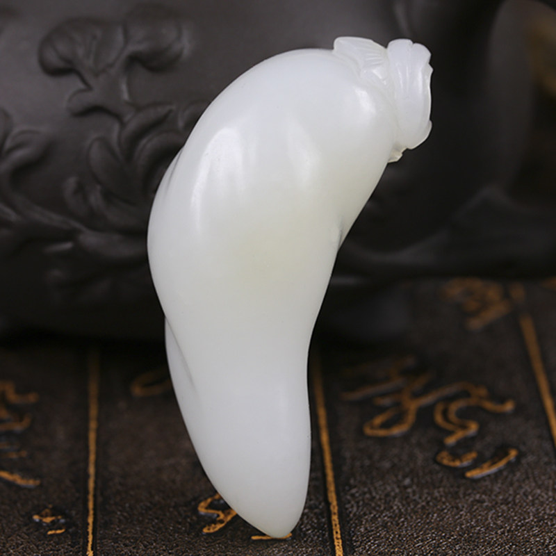 和田玉羊脂白玉 辣椒 挂件 重38.793克