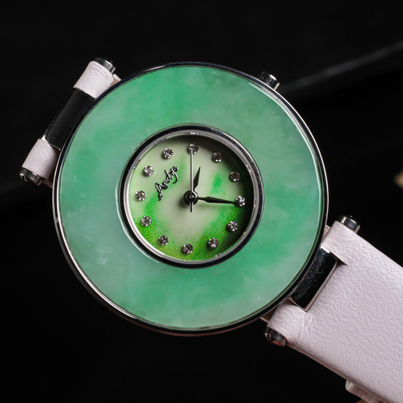 翡翠a货冰润豆绿女士手表32.32克