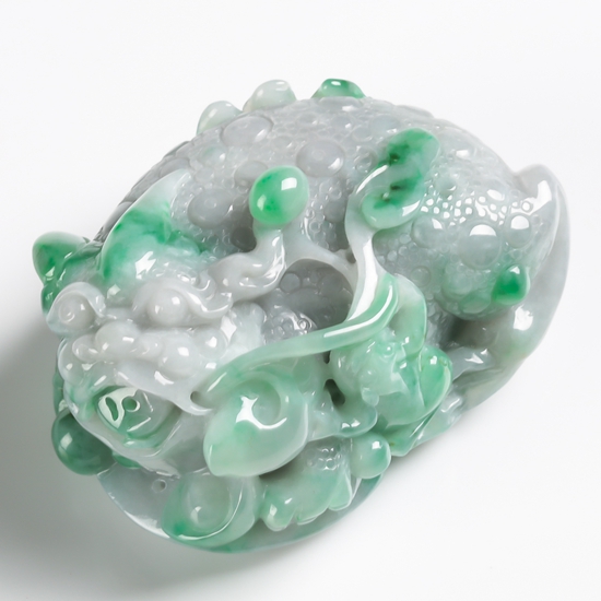 【招财进宝】翡翠a货老坑飘绿金蟾手把件187.59克