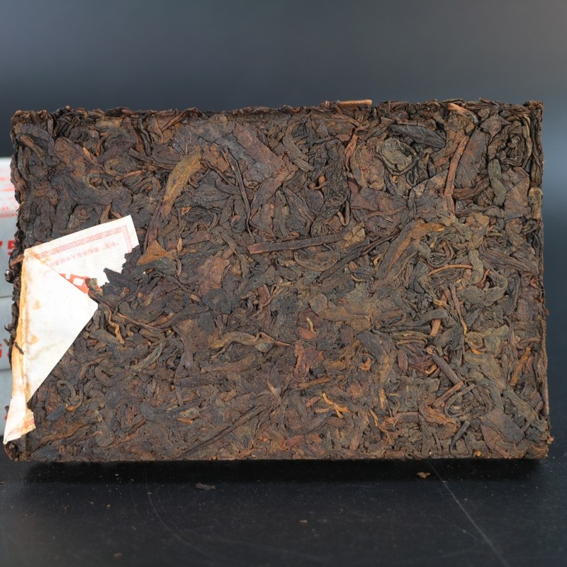 24块 中茶牌 2007年 中茶7581熟砖 250克/块