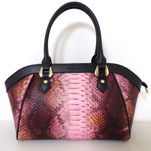 prada蛇頭包包價格 2020歐美新款奢華蛇紋真皮手提單肩包 高端商務頭層牛皮女士包包 包包