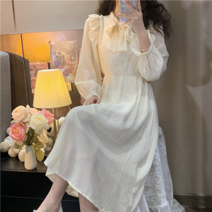 Mid-length waistband ruffle long-sleeved bottom dress