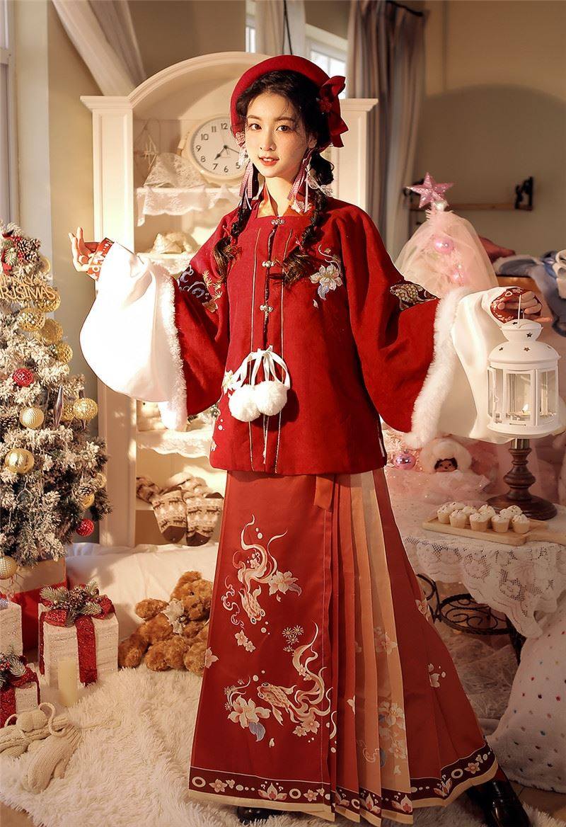 2021冬天明制汉服新年款套装过年穿的古装女汉服套装全套学生平价