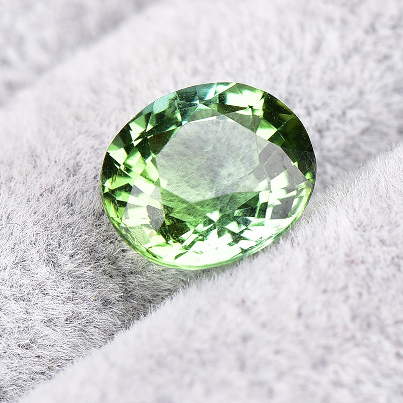 重克拉 净体巴西天然水晶绿碧玺裸石戒面17081307