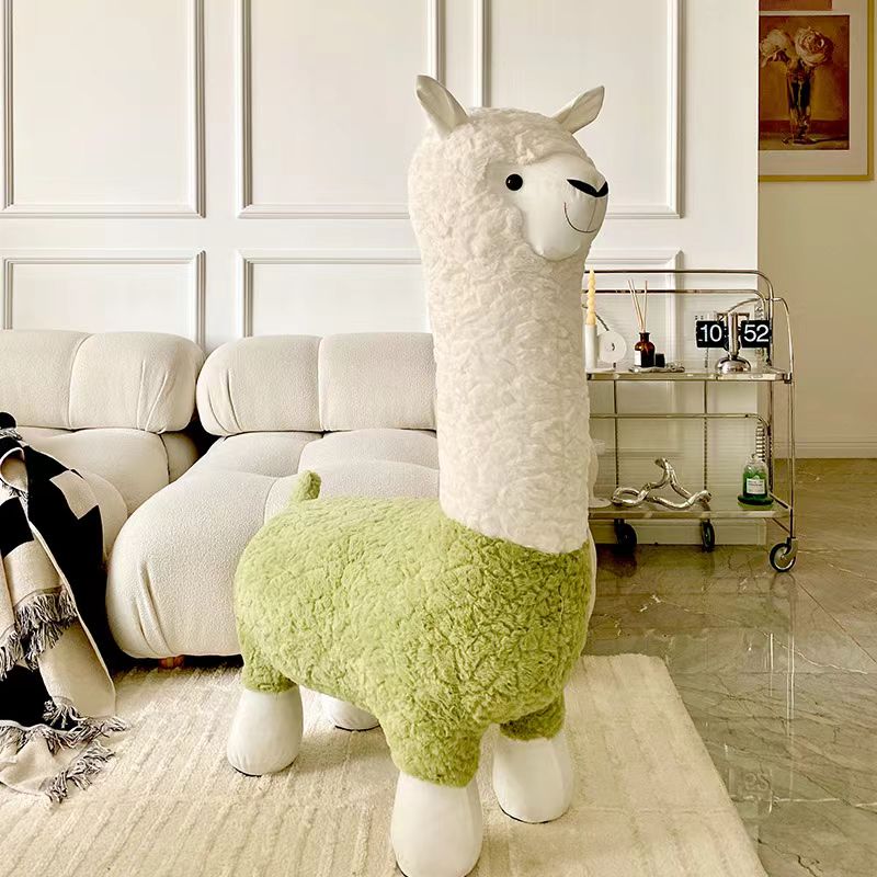 羊驼坐椅网红座椅动物儿童羊驼玩偶坐凳滑轮客厅摆件新家乔迁礼物