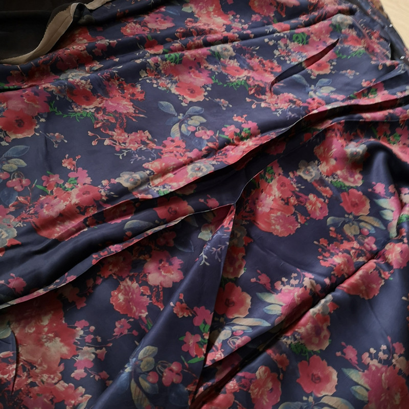 清仓100%桑蚕丝素绉缎香云纱真丝面料垂丝滑正宗顺德茛绸118一米