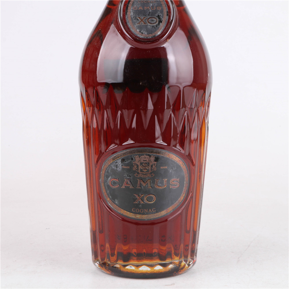 34.80年代2斤卡幕金花xo 40度1000*1瓶