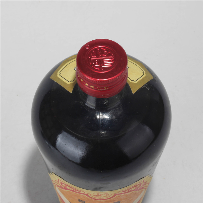 36.90年代五羊牌首乌酒500ml*1瓶