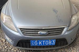 车牌号为云gkt083的福特牌机动车 - 拍卖