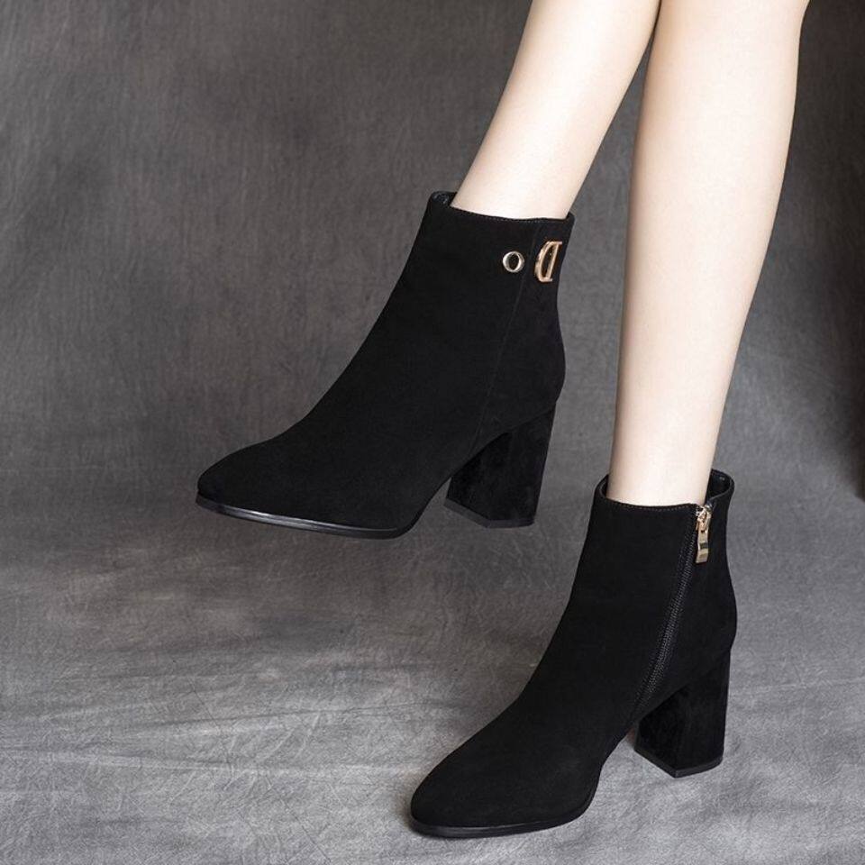 磨砂皮短靴女2022年新款粗跟马丁靴女冬加绒英伦风中跟真皮女靴子