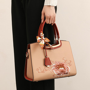 新中式国风刺绣女士手提包高级感大容量妈妈包时尚大气真皮女包包