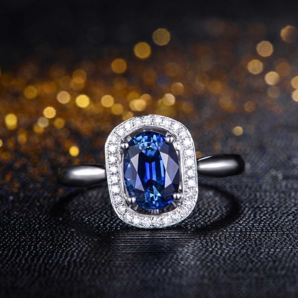 佐卡伊1.7克拉蓝宝石戒指18k金镶钻石女戒专柜珠宝 彩色宝石彩宝