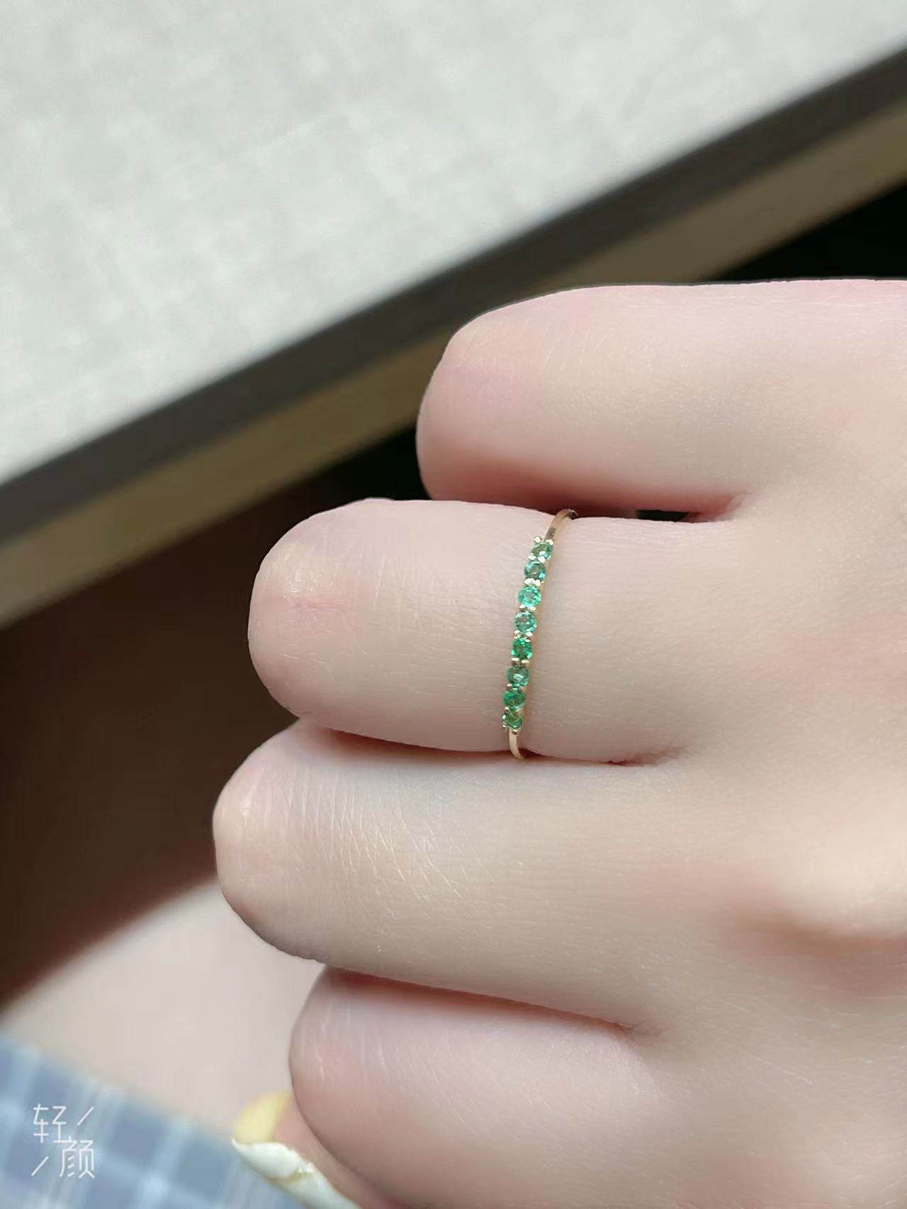 18k金  15分祖母绿排戒  今日特价 399 !