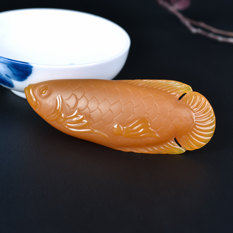 省级工艺美术大师院小果作品 黄龙玉 金龙鱼挂件51.14g