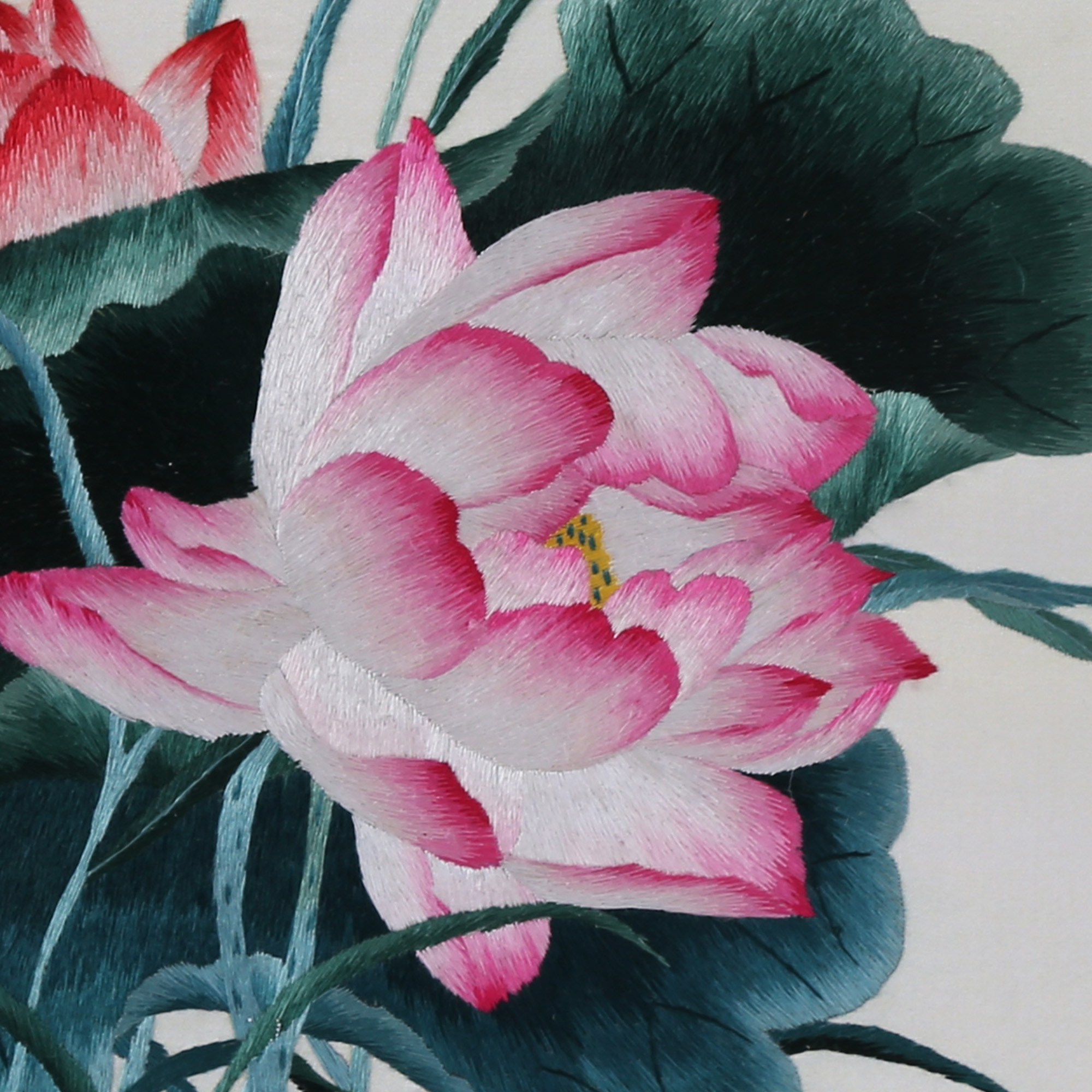 中国刺绣工艺大师 侯玲玲 汴绣荷花图