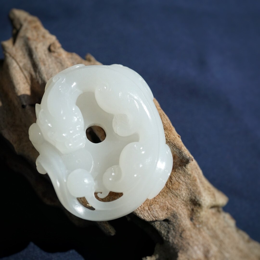 缘物珠宝的优惠券大全—缘物珠宝 和田玉白玉螭龙 原创设计 生肖龙