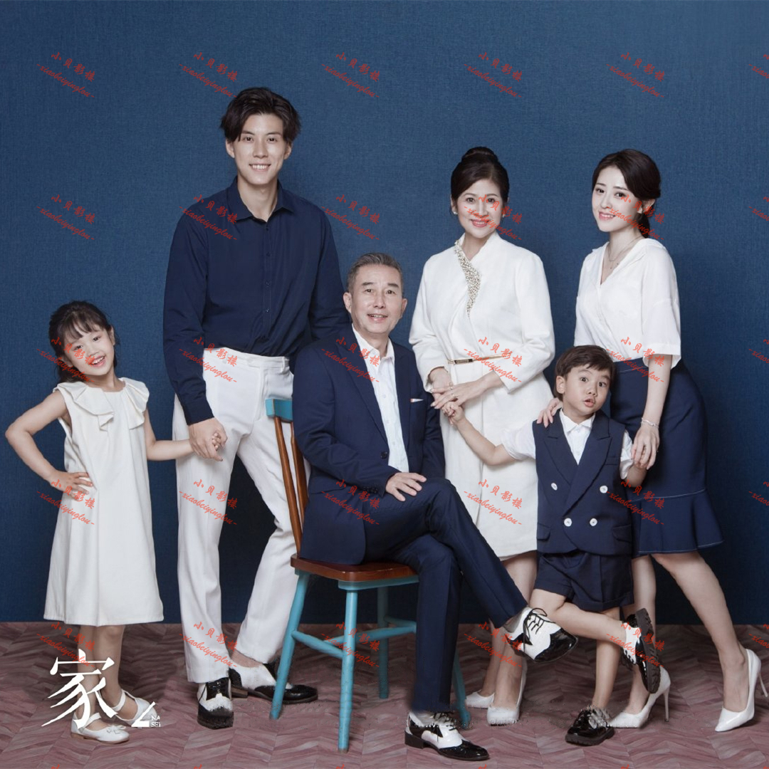 全家福摄影服装影楼主题2022新款一家六口拍照新年亲子家庭装礼服