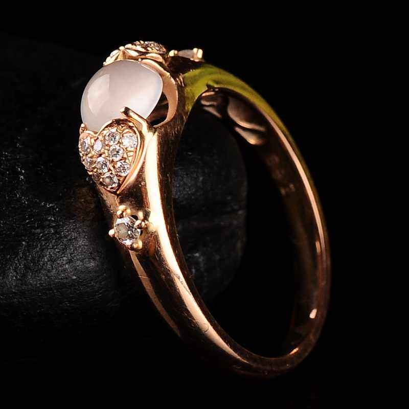 18k金镶钻冰种卡地亚款翡翠戒指 指环17号 3.82克 080033