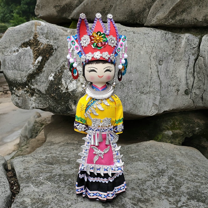 工艺玩具贵州摆品芭比件少数木制特色礼品民族服饰人偶布苗族娃娃