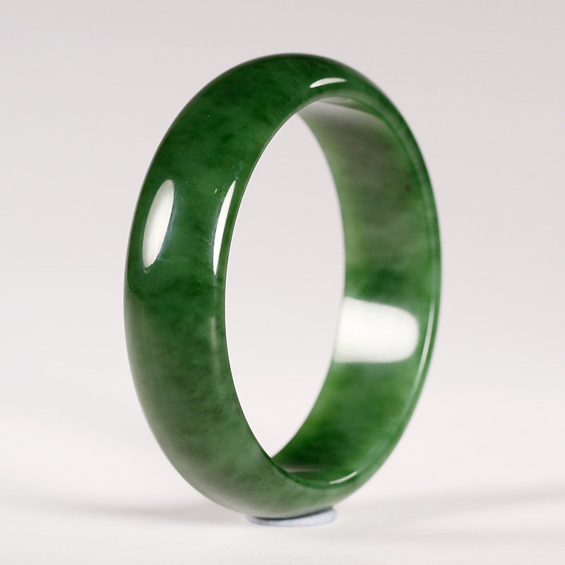 3圈口 和田玉天然碧玉手镯 典雅女款手镯 经典独特 68.22克