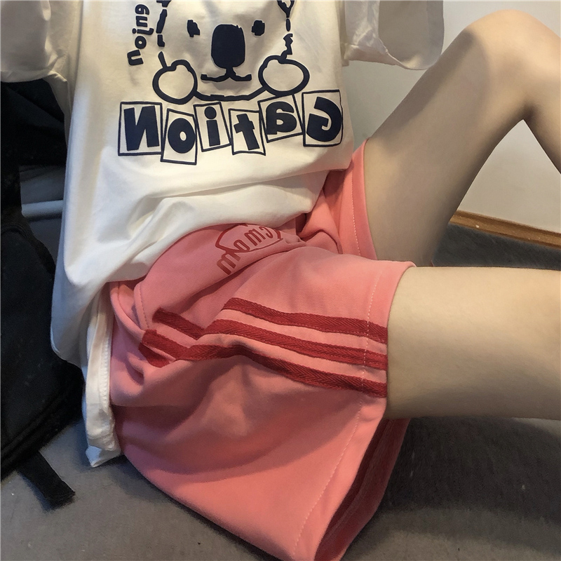 ins超火运动短裤女夏韩版潮学生宽松显瘦百搭薄款阔脚休闲五分裤在类目 女装/女士精品, 裤子, 休闲裤中 - 来自Buy2taobao.com提供专业的淘宝代购服务