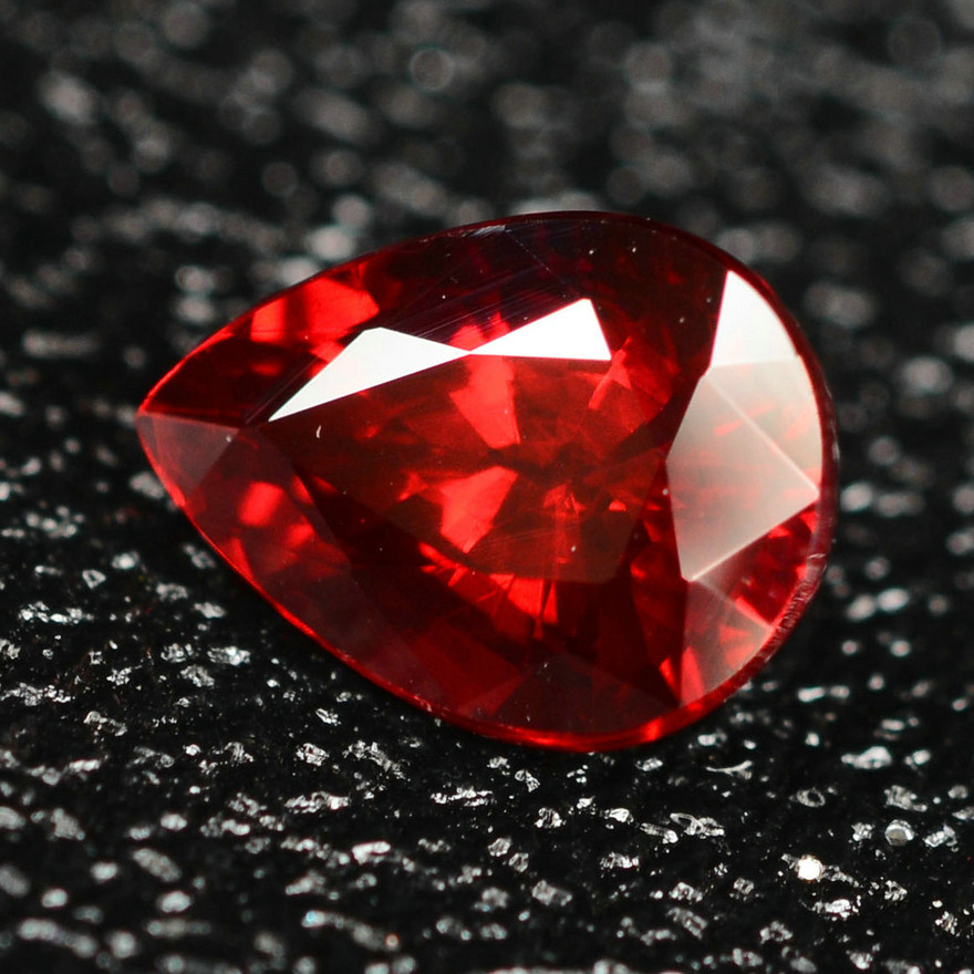 1.20ct 天然红宝石裸石 晶体干净火彩好 颜色正 7751