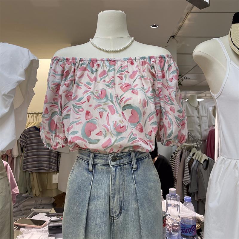 十三行女装春夏新款韩版2024设计感性感一字领印花宽松半袖衬衫