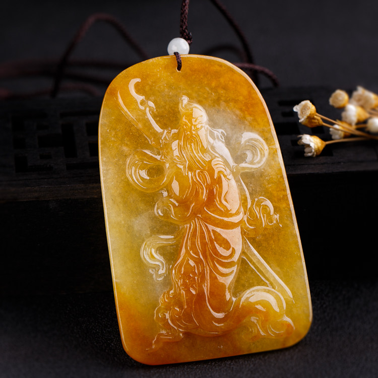 黄翡天然缅甸翡翠a货关公牌子 26.92g