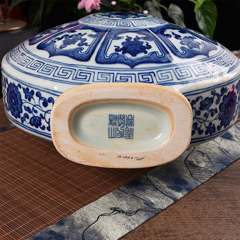 青花如意八宝扁瓶 一级画师 工艺美术师 陈迁保