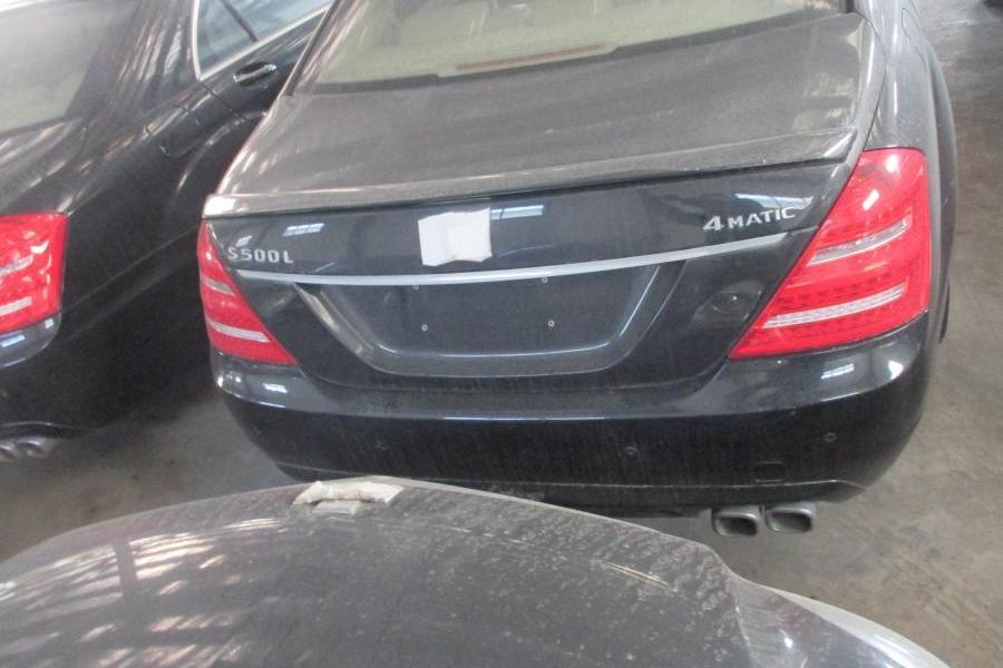 【第三次】大连海关罚没劳伦士轿车s500l