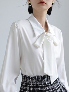 法式复古白色长袖雪纺衬衫女秋冬季宽松设计感气质蝴蝶结系带上衣