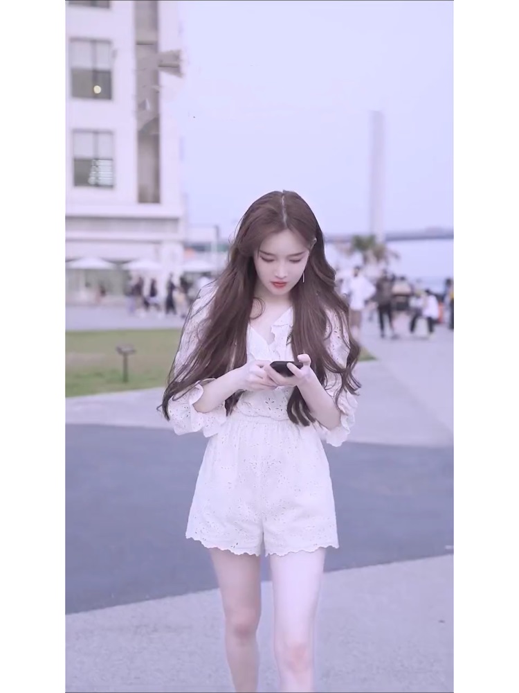 明星品牌馆1980的优惠券大全—新女潮欧洲站抖音戴羽彤最近同款百搭网