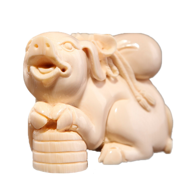【招财金猪】猛犸牙精雕猪小摆件玩件