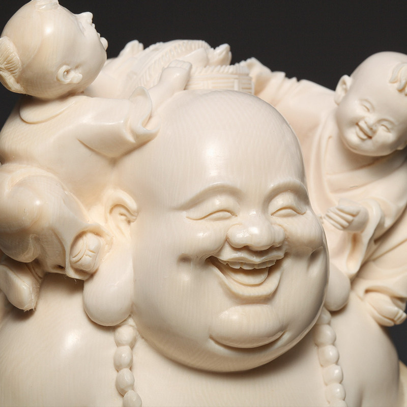 【五福临门】猛犸牙带天然牙纹弥勒佛童子摆件