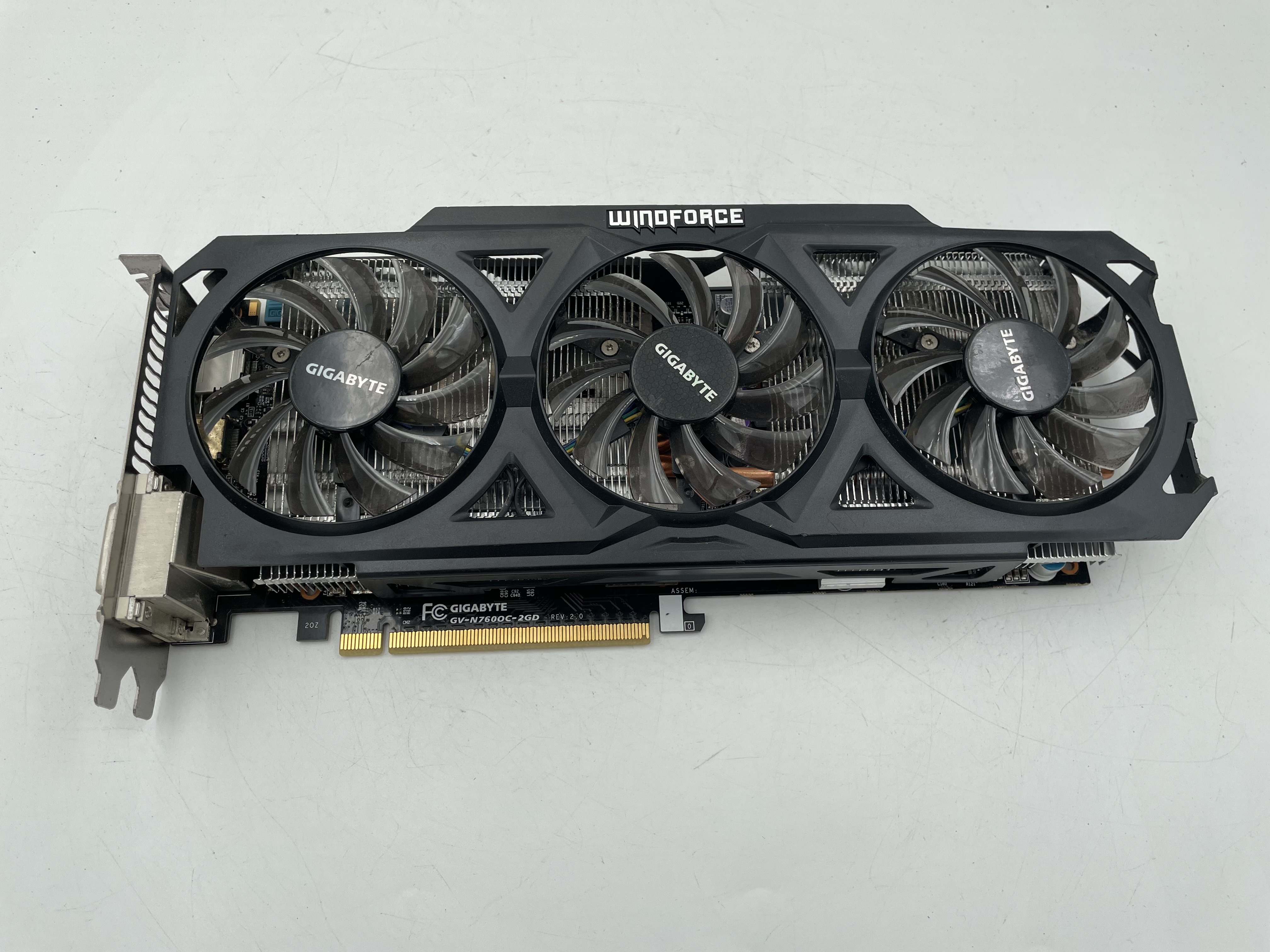 技嘉gv-n760oc-2gd gtx760 2g游戏显卡