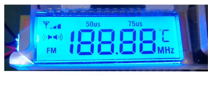 直销LCD显示屏蓝屏4位半串口SPI-1621温度FM音频发射器段码模组