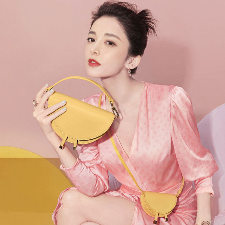 一折ck包装盒_小ck七夕半圆包2019新款新加坡限定礼盒古力娜扎明星