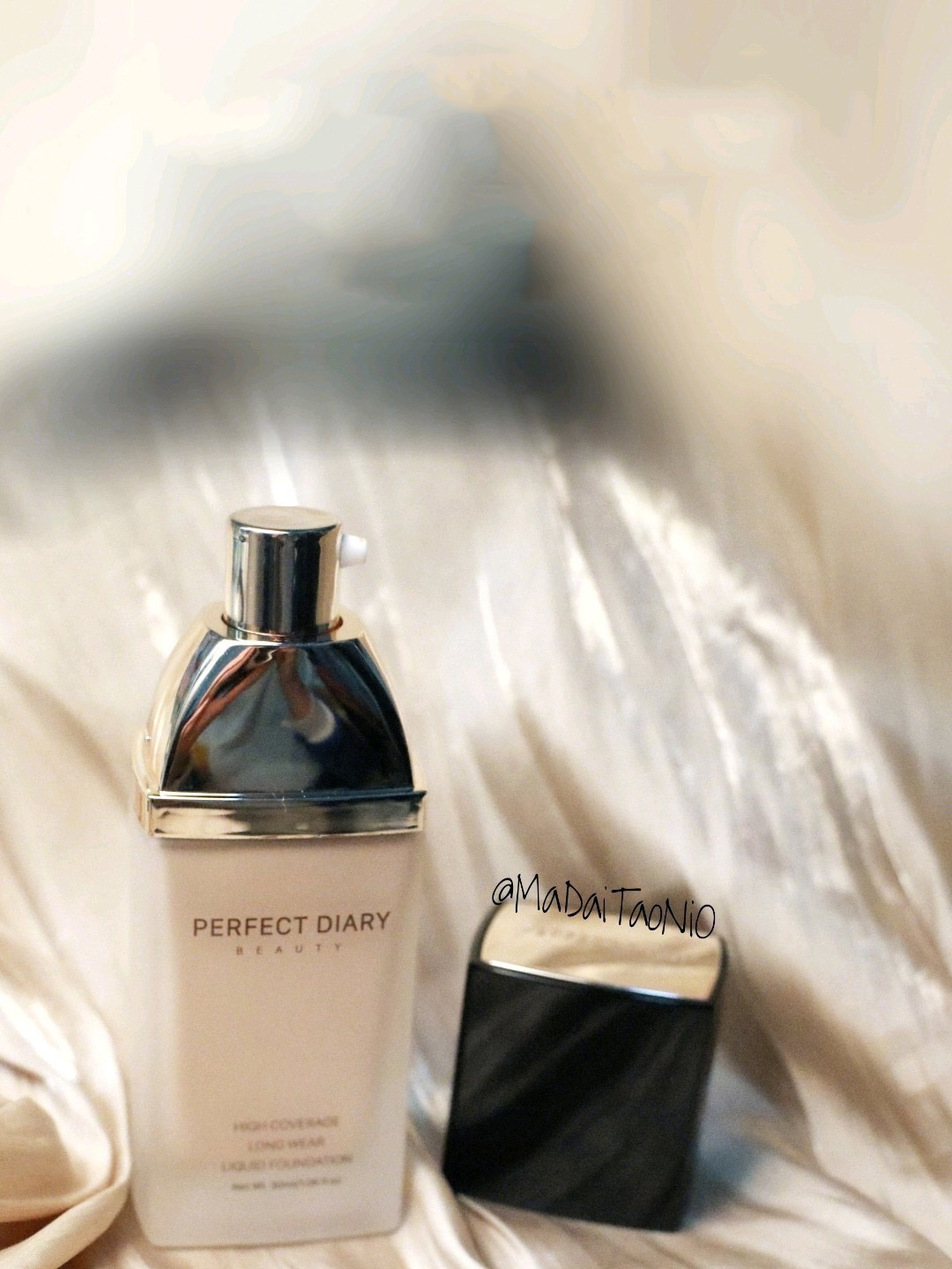 完美日记新品粉底液perfect diary无痕持久保湿控油遮瑕bb霜在类目 彩妆/香水/美妆工具, 粉底液/膏中 - 来自Buy2taobao.com提供专业的淘宝代购服务