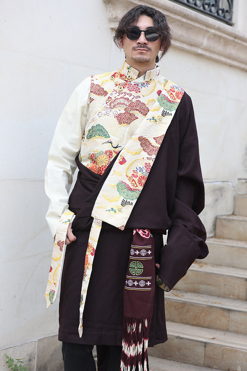 2022年新款藏袍男大码康巴藏装夏季藏服女安多服春季情侣装藏族服