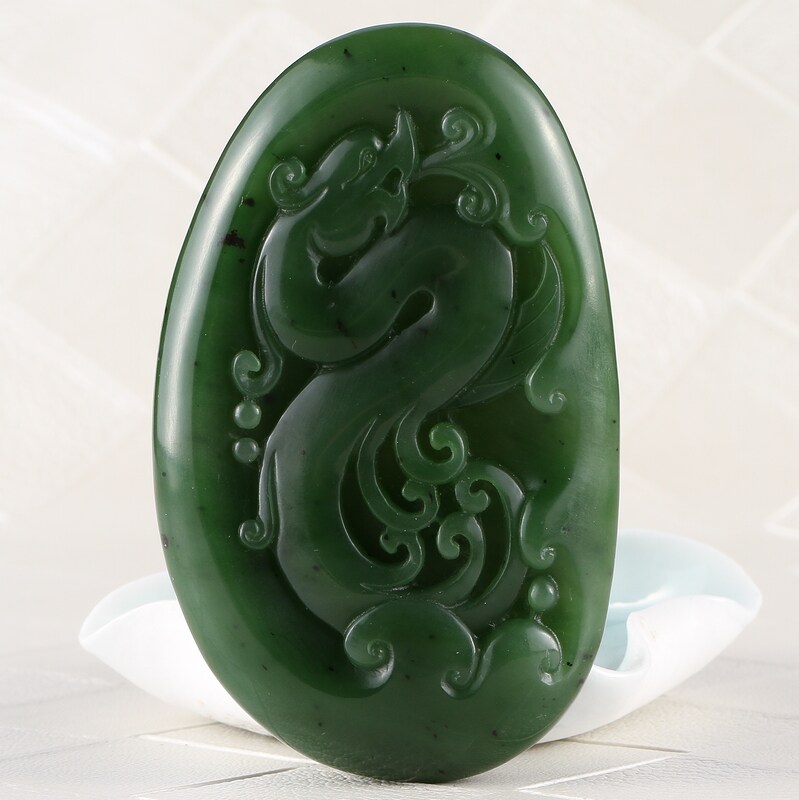 d【省级玉雕大师王保东作品】和田玉碧玉飞龙在天挂件92.53g