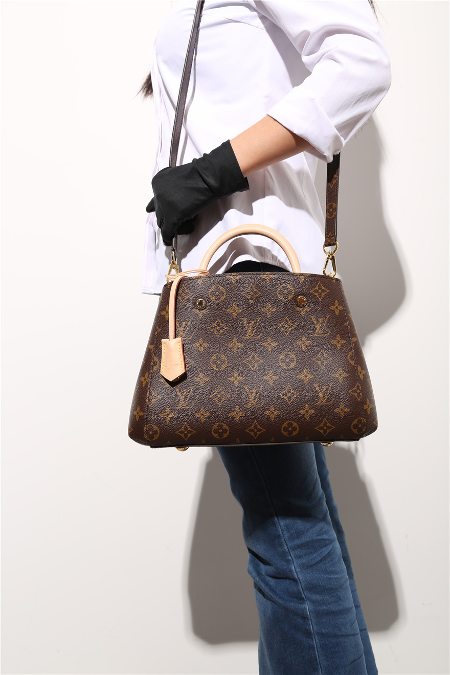 [9.9新]未使用路易威登lv女士老花蒙田montaigne bb手提包