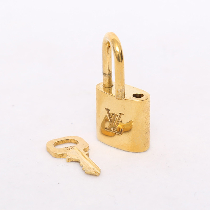 [9.5新]路易威登lv中性铜锁
