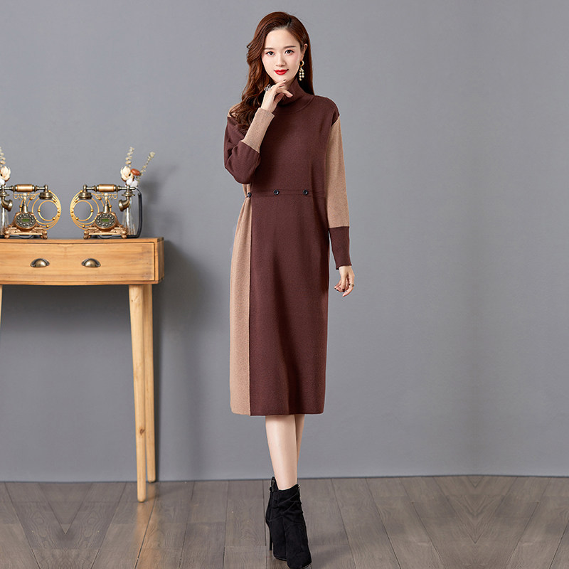 堆堆领长款高腰羊毛针织连衣裙女式拼色宽松显瘦过膝长裙子冬季