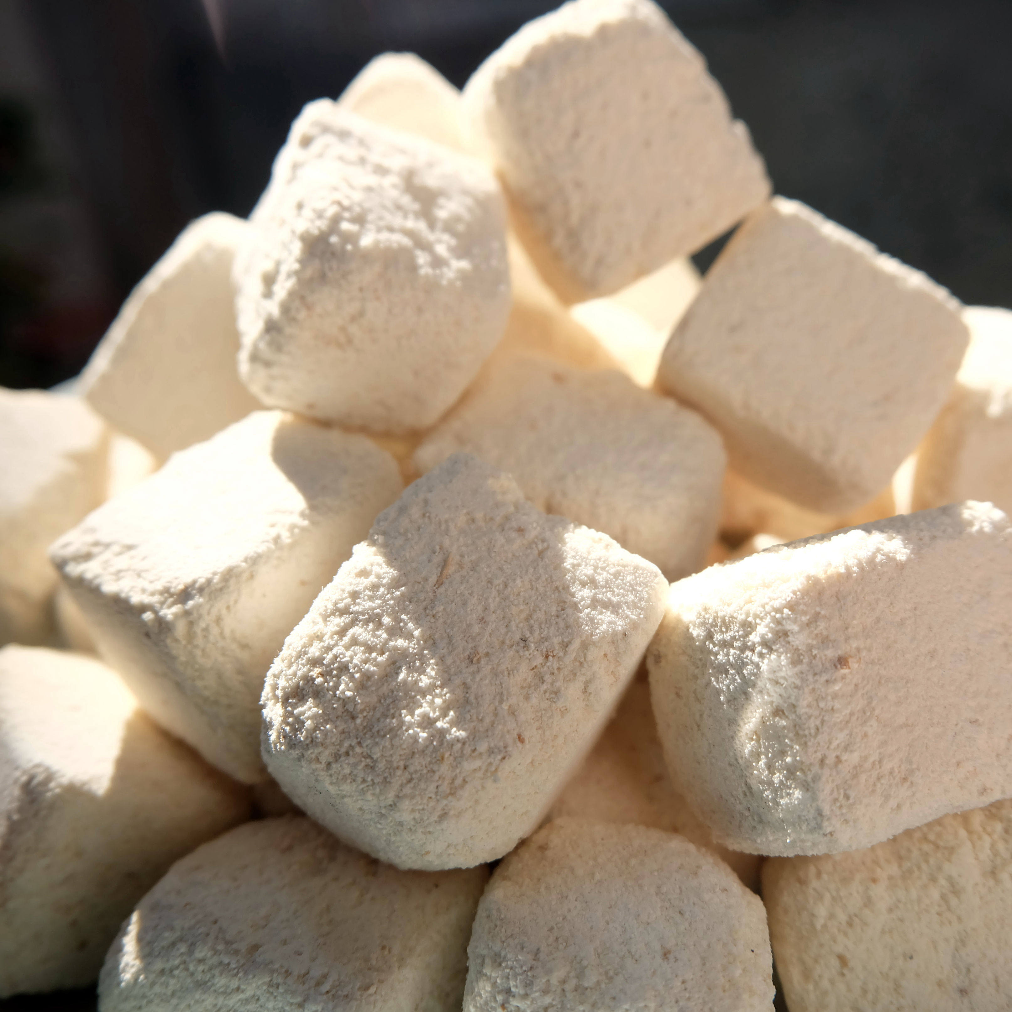 酒饼做酒的酒曲酒酿多甜甜的是家乡的味道