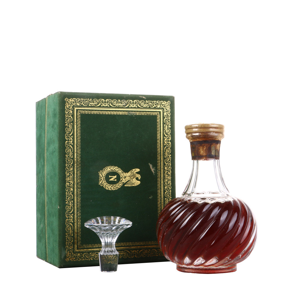 15.80年代法国豪达水晶拿破仑干邑白兰地 40度700ml